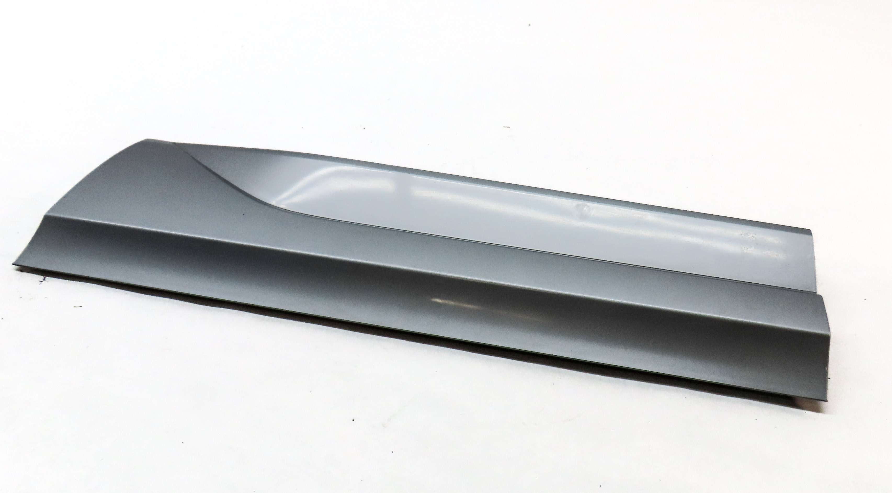 16-18 AUDI Q3 8U REAR LEFT LOWER DOOR TRIM MOULDING (SILVER) — exact item pictured